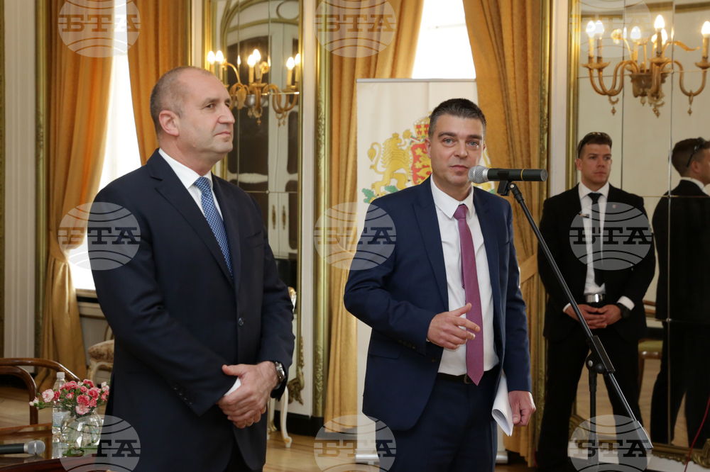 Чехия - Румен Радев - общност - среща