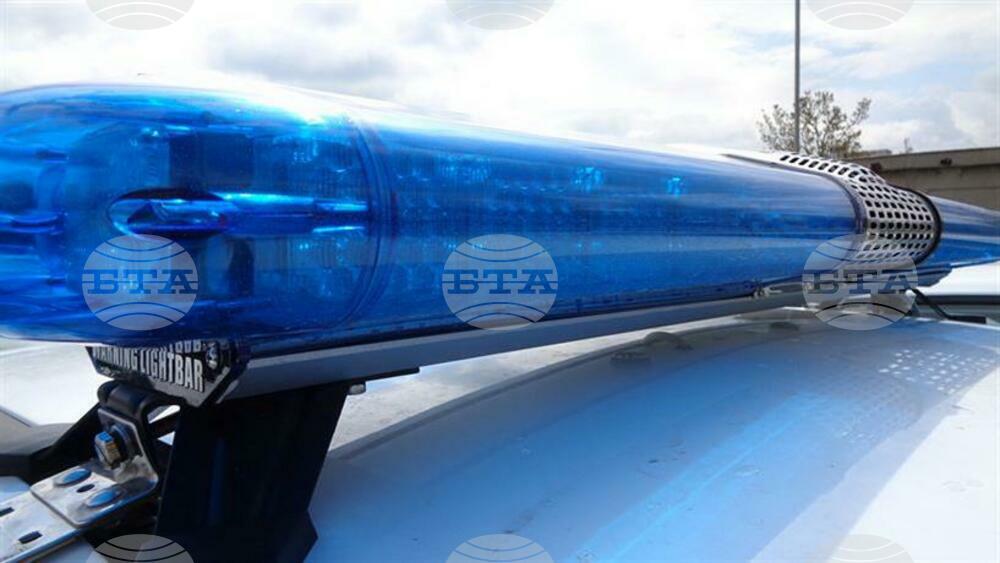 Столични полицаи задържаха извършител на две кражби на автомобили