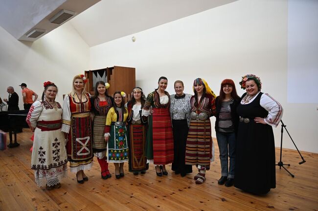   Студенти от катедра „Музика“ на ЮЗУ „Неофит Рилски“ представиха пролетен концерт