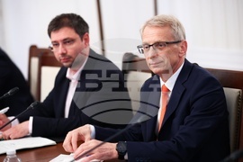 Парламент - Комисия по образованието и науката