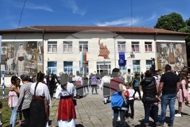 Село Ново село - 150-години Средно училище „Св.св. Кирил и Методий” 