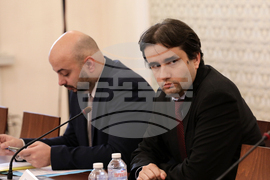 Парламент - Комисия по електронно управление и информационни технологии