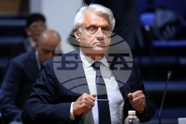 Парламент - Комисия по вътрешна сигурност и обществен ред