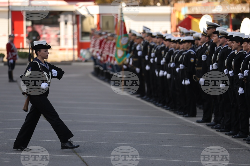 ВМА - ВВМУ „Н. Й. Вапцаров“ - курсанти - офицерско звание