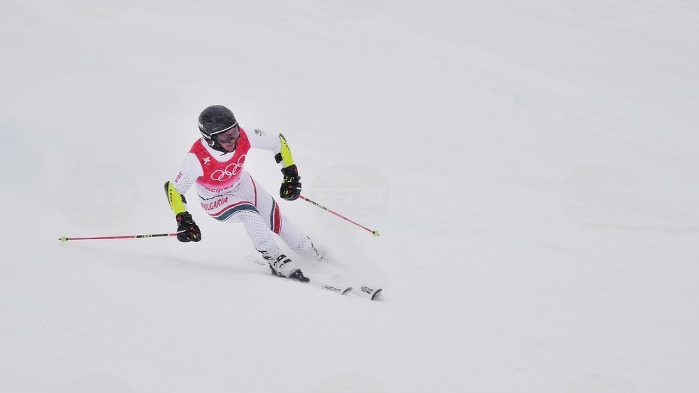 Алберт Попов стартира с номер 22 в първия 
манш на утрешния алпийски слалом на 
Олимпиадата в Пекин, Златков ще се спусне 38-и
