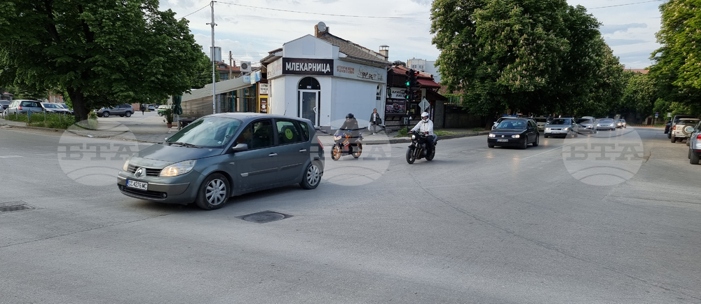 Привърженици на „Възраждане“ организираха в Силистра автошествие под наслов „Не на войната“