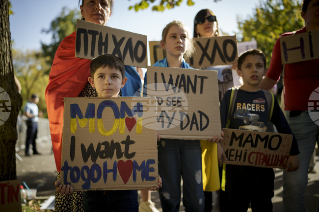 Над 179 000 украинци се намират в Румъния три години след началото на войната