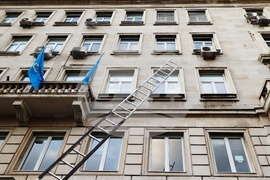 Възраждане - протест