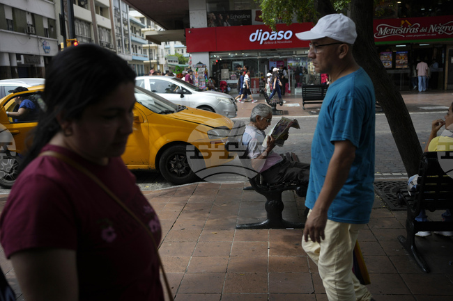 Еквадор въвежда мита от 30 на сто върху вноса на стоки от съседна Колумбия заради липсата на съдействие в борбата с наркотрафика