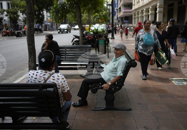 Еквадор ще увеличи митата за колумбийски стоки до 50 процента от март