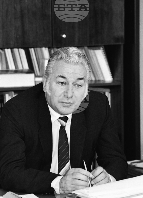 Проф. Владимир Гановски