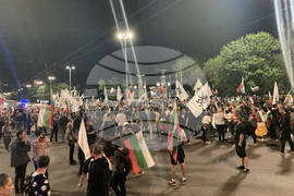  Възраждане - протест