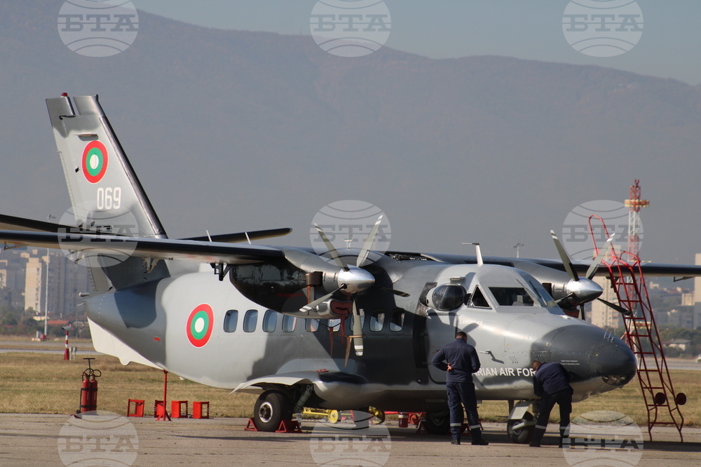 Авиобаза "Враждебна" - празник - авиация