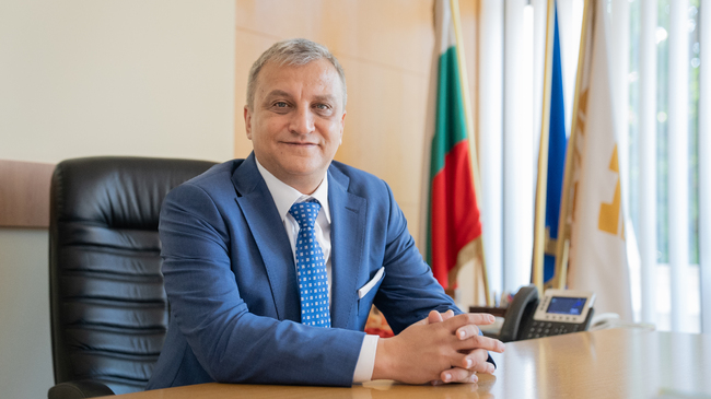 Редовна автобусна линия до ски парк "Картала" предвижда програмата на независимия кандидат за кмет на Благоевград Илко Стоянов