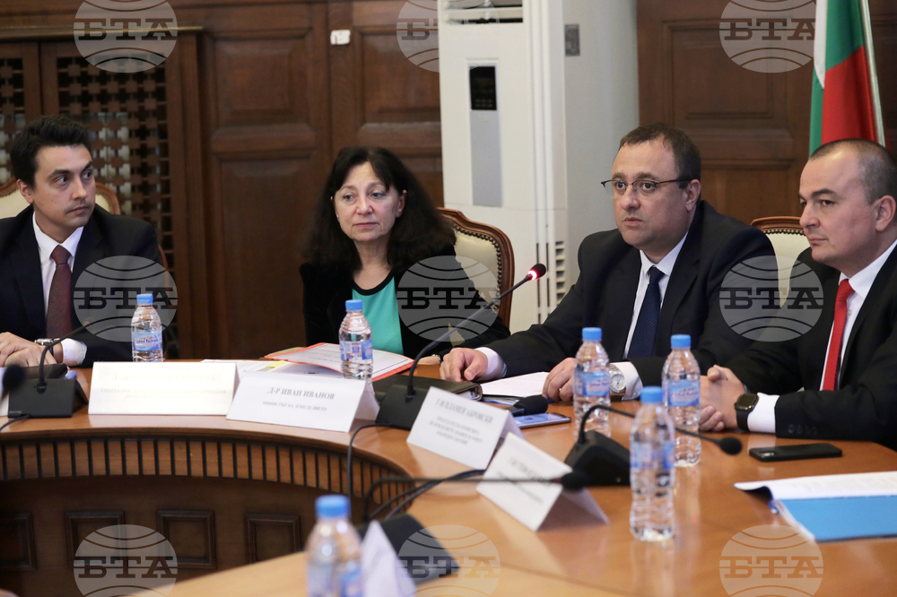 Иван Иванов - Чарлина Вичева - среща