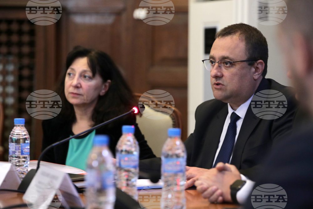 Иван Иванов - Чарлина Вичева - среща