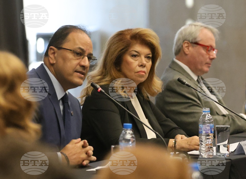 Илияна Йотова - Франкофония - форум