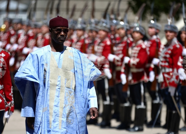 Посланици - акредитивни писма 