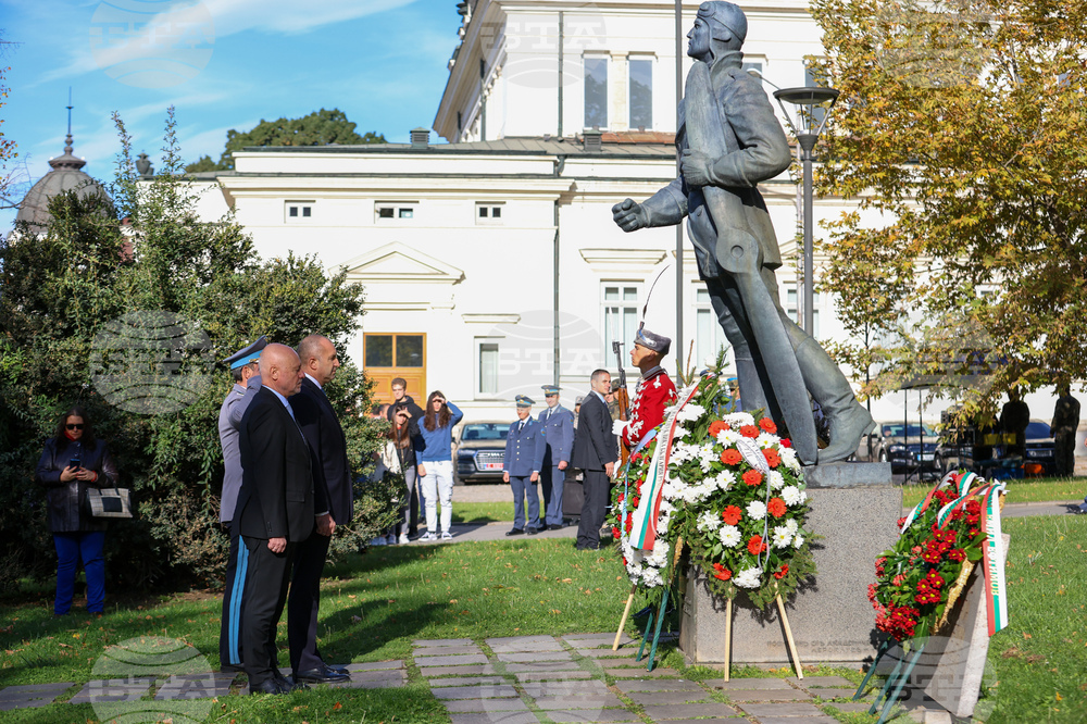 Паметник на летеца - празник на ВВС
