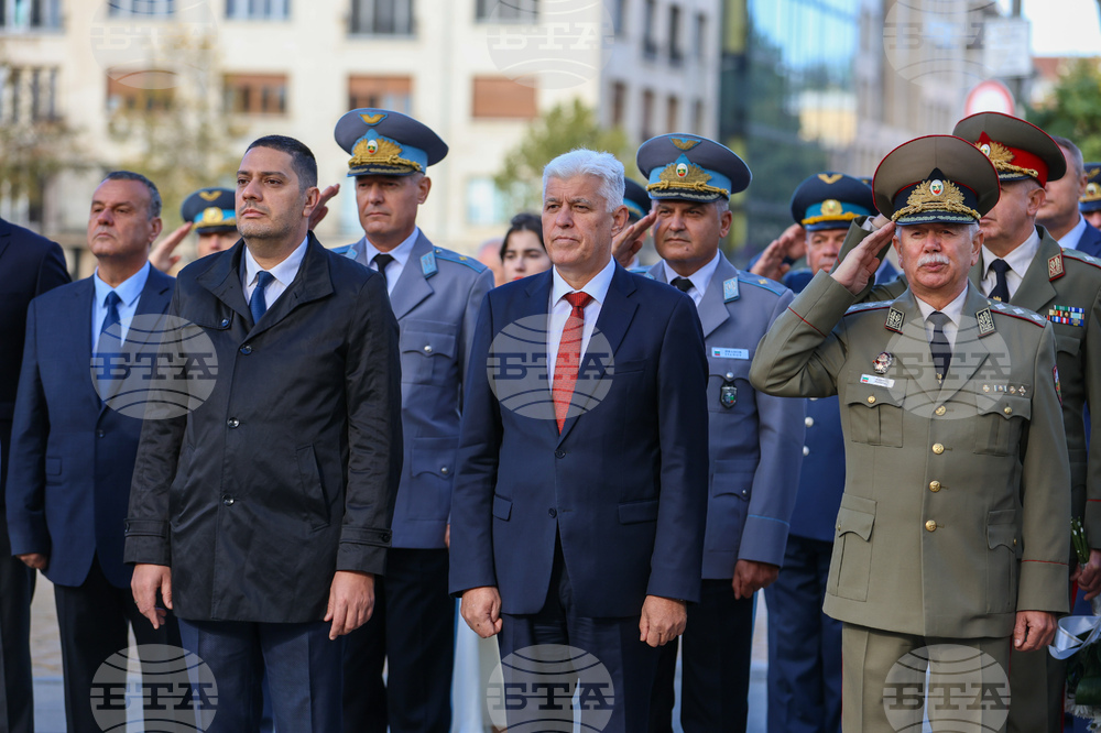 Паметник на летеца - празник на ВВС