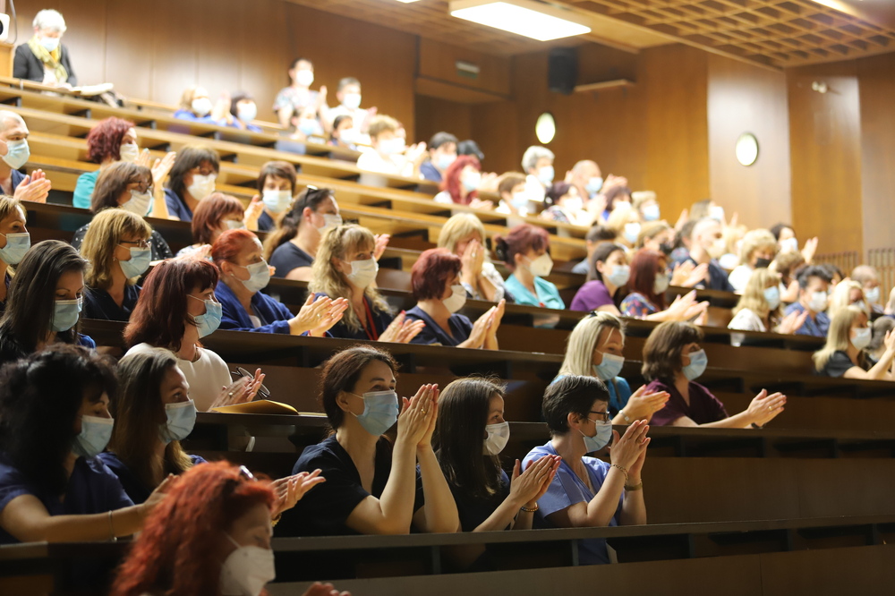 ВМА - специалисти по здравни грижи - отличия