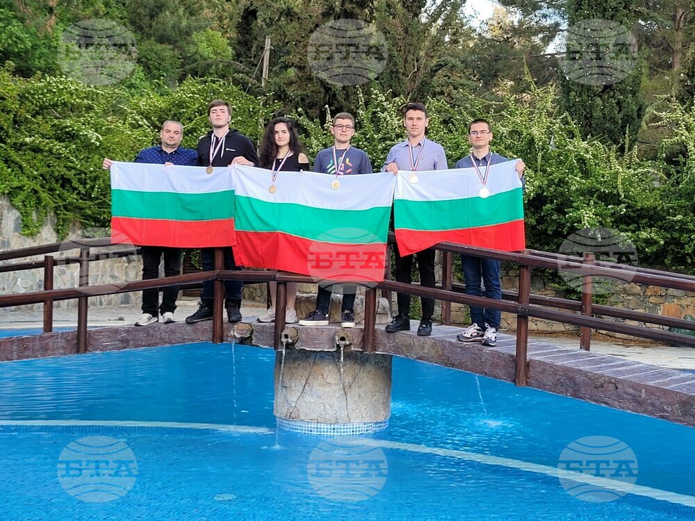 Bulgarians Students Win 6 Medals at Balkan Mathematical Olympiad