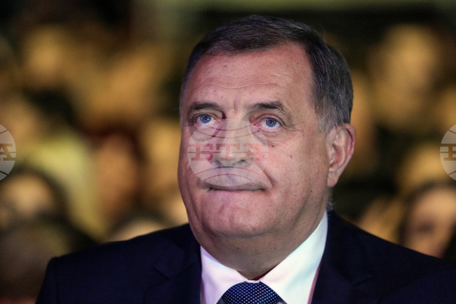 Президентът на Република Сръбска Милорад Додик беше опериран успешно в Белград, след като снощи бе хоспитализиран по спешност