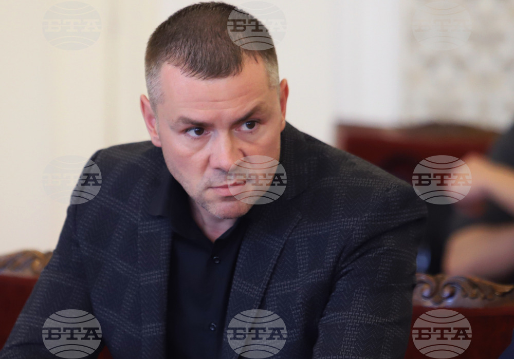 „Продължваме Промяната“ регистрира листата си за 25 МИР-София