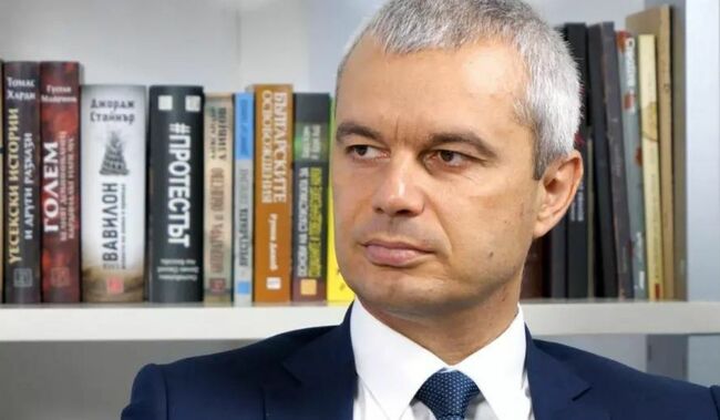 Костадин Костадинов: Докато у нас се чудят как да изберат човек на Пеевски, Пеевски или Пеевски, в Украйна се случи нещо много опасно