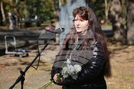 Бургас - 100 години от рождението на Апостол Карамитев - честване - Десислава Лилова