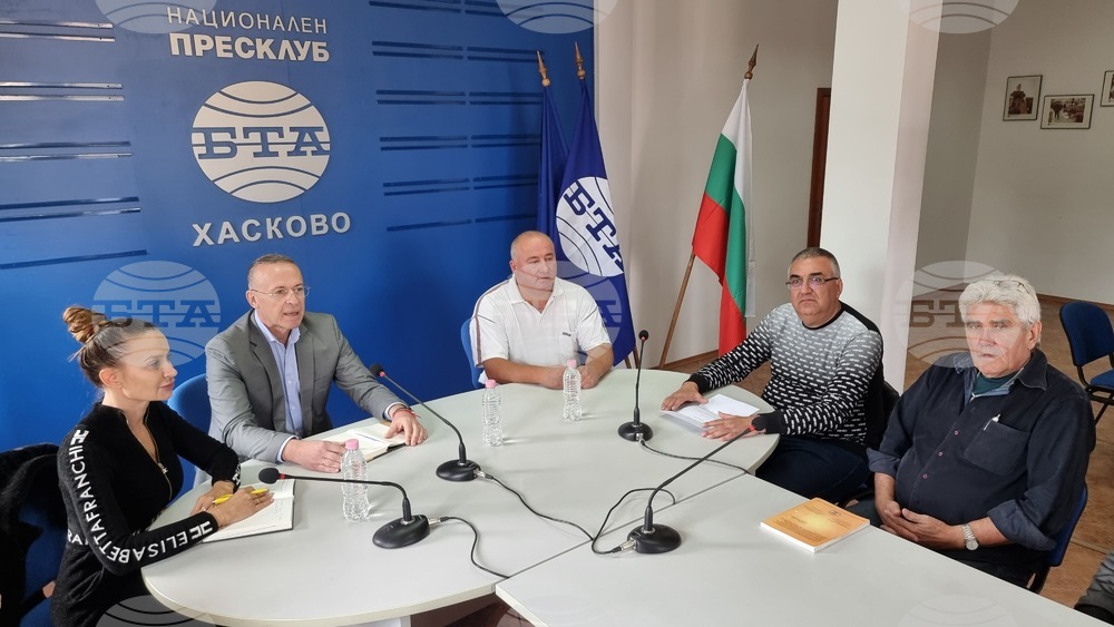 Ще възстановим диалога между община, синдикати и бизнес, каза независимият кандидат за кмет на Хасково Николай Ставрев