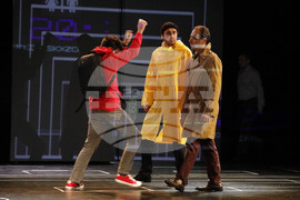 Русе - театър - „Странна случка с куче през нощта“ - премиера