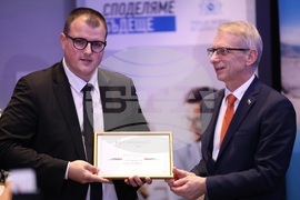 Годишна среща - лекарите на които вярваме