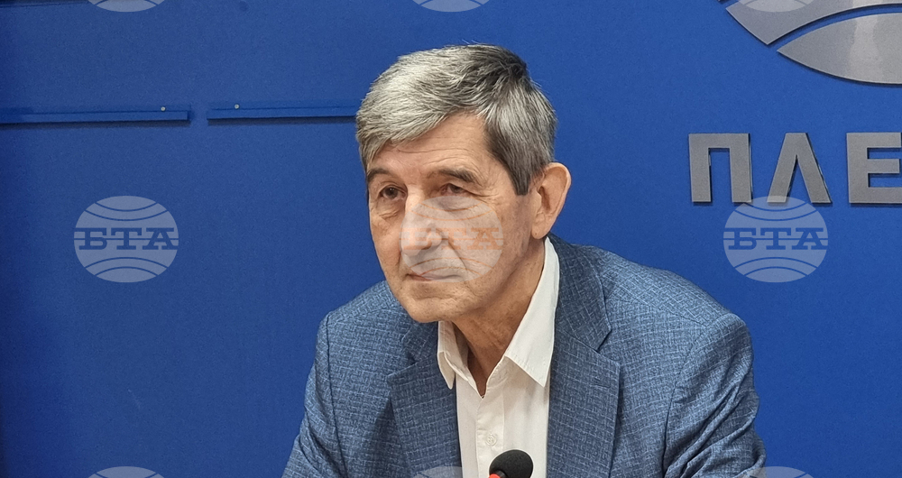 Национален пресклуб на БТА Плевен - кампания - сметосъбиране
