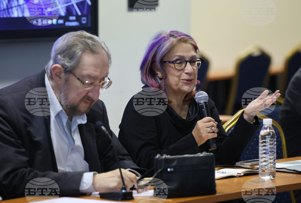 Аналитичен клуб „Екзаминър“ - дискусия