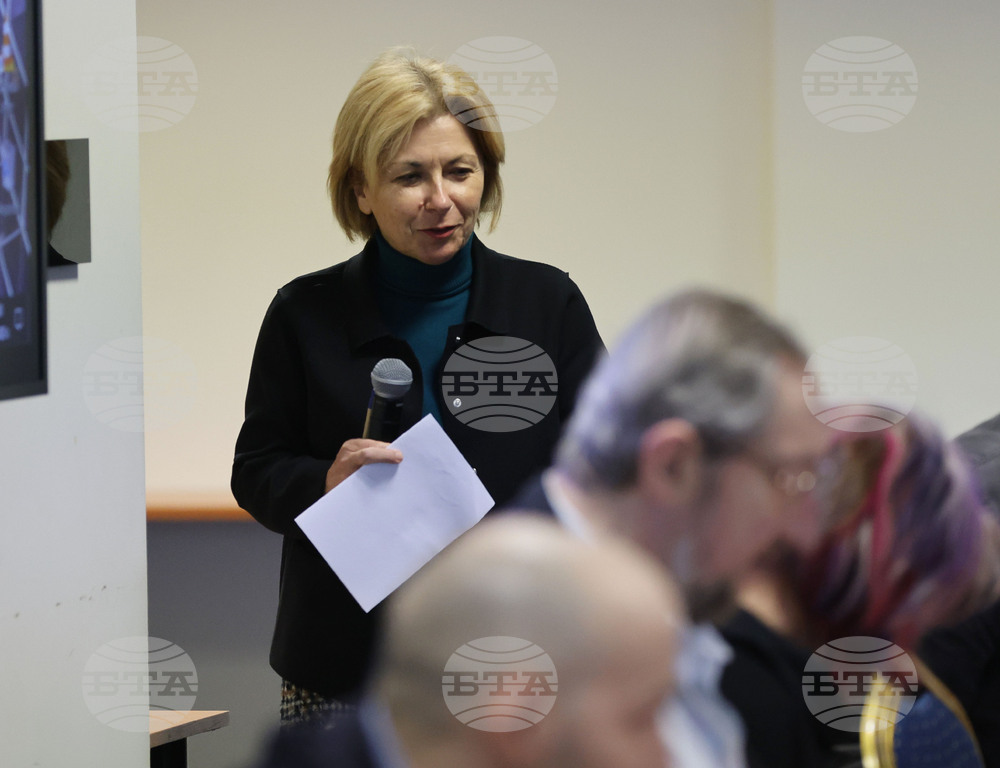 Аналитичен клуб „Екзаминър“ - дискусия