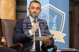 „Лигата на младите гласоподаватели“ - дискусия