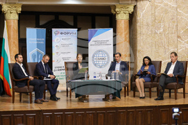 „Лигата на младите гласоподаватели“ - дискусия