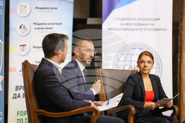 „Лигата на младите гласоподаватели“ - дискусия