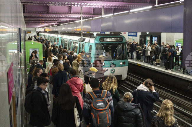 Спряха продажбата на хартиени билети в парижкото метро след 125 години