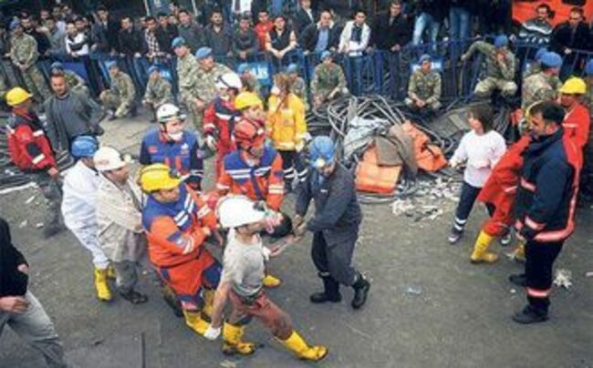 Днес се навършват 8 години от трагедията във въгледобивна мина в Западна Турция, при която загинаха 301 работници