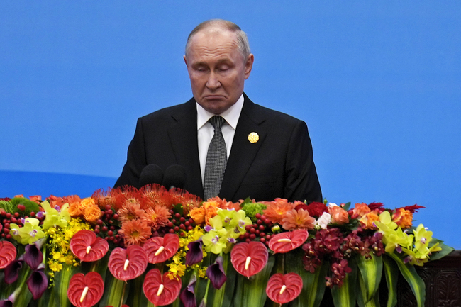 Путин похвали в Пекин "своя скъп приятел" Си Цзинпин и призова за инвестиции в руския маршрут през Северно море