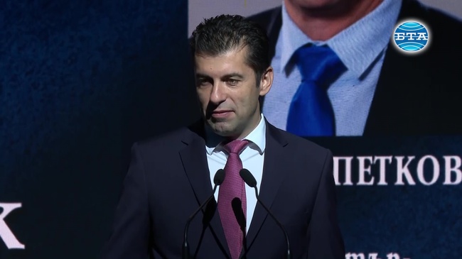 Излизайки от тази криза, България ще е по-силна, по-диверсифицирана и по-развита, заяви премиерът Кирил Петков