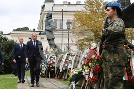 Празник на военните парашутисти - отбелязване
