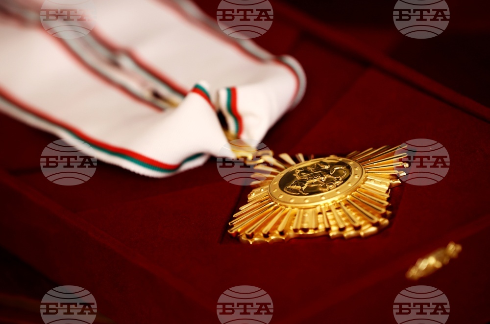 Румен Радев - Хироши Нарахира - награждаване