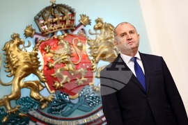 Румен Радев - Хироши Нарахира - награждаване