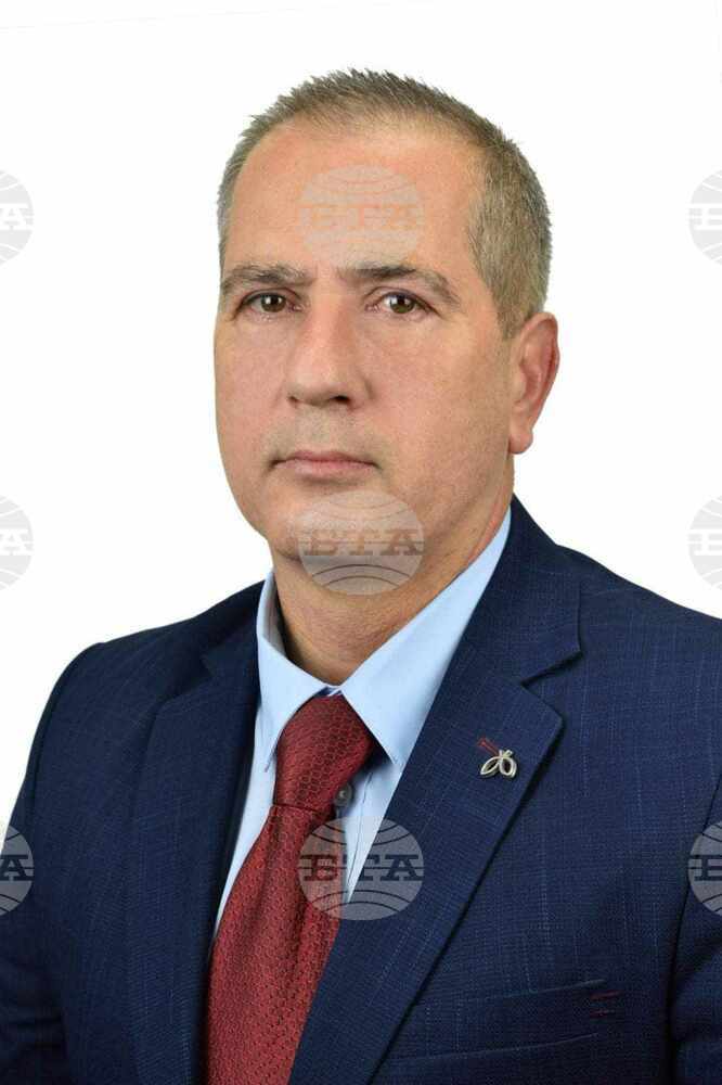 Презастрояването, което води до лоша инфраструктура и липсата на паркоместа, е основен проблем на район "Западен" в Пловдив според Наум Китанов