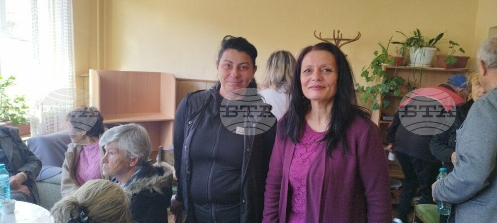 Галина Георгиева и кандидати за общински съветници от ГЕРБ се срещнаха с жители на село Балкански