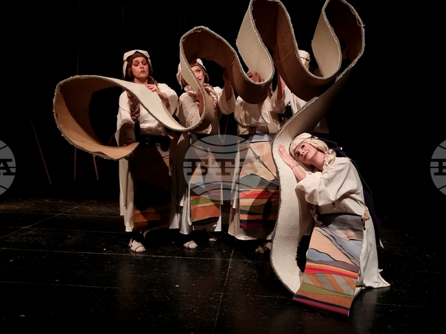 Турция - Международен куклен фестивал - Държавен куклен театър – Варна - „Косачи“