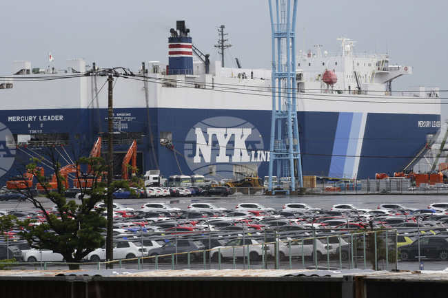 Иран е готов да пропусне японски кораби през Ормузкия проток, съобщи Киодо